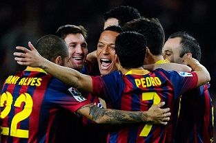 Barça batter Rayo Vallecano 6-0 ahead of City clash.