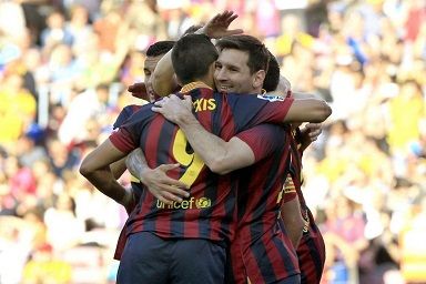 Sluggish Barça defeat Real Betis 3-1 to remain second.