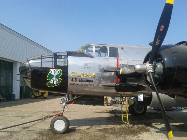 http://i745.photobucket.com/albums/xx96/alberta_aviation_museum/B-25LH.jpg