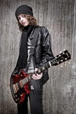 Ben Bruce Asking Alexandria