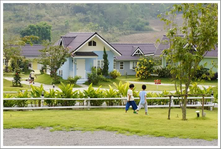11 12 ก พ 55 เที่ยวสวนผึ้งกับเพื่อนๆ Villa Maroom