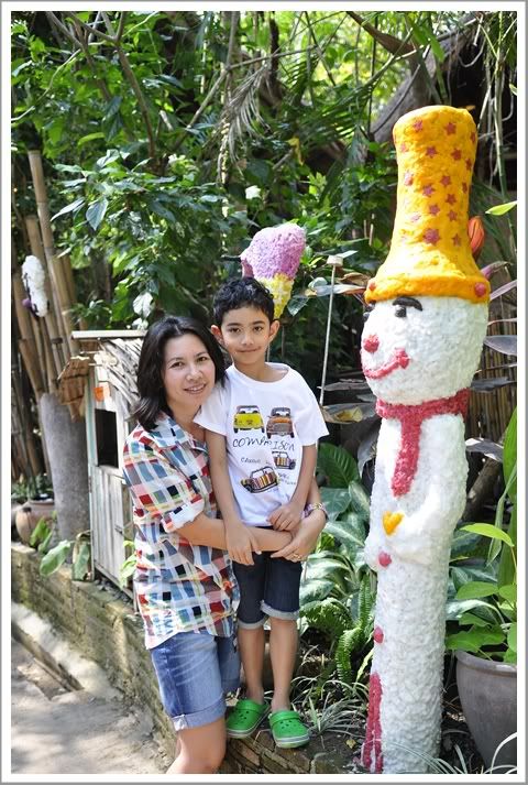 11 12 ก พ 55 เที่ยวสวนผึ้งกับเพื่อนๆ Villa Maroom