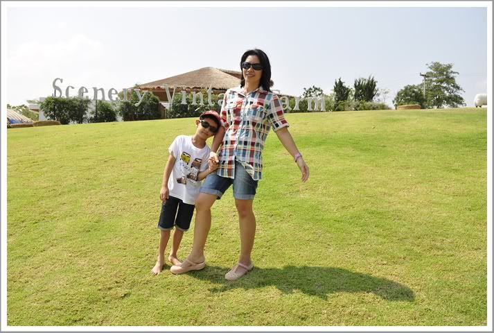 11 12 ก พ 55 เที่ยวสวนผึ้งกับเพื่อนๆ Villa Maroom