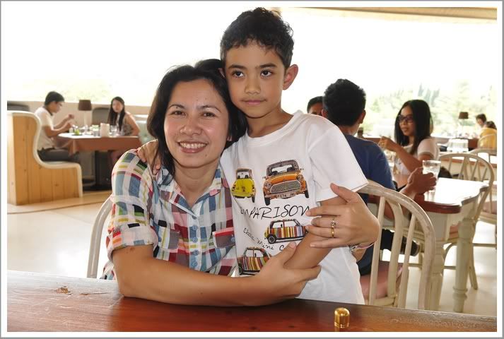 11 12 ก พ 55 เที่ยวสวนผึ้งกับเพื่อนๆ Villa Maroom