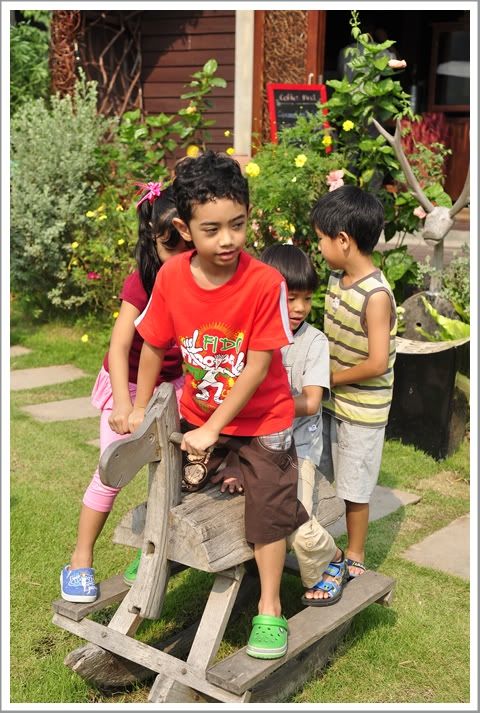11 12 ก พ 55 เที่ยวสวนผึ้งกับเพื่อนๆ Villa Maroom