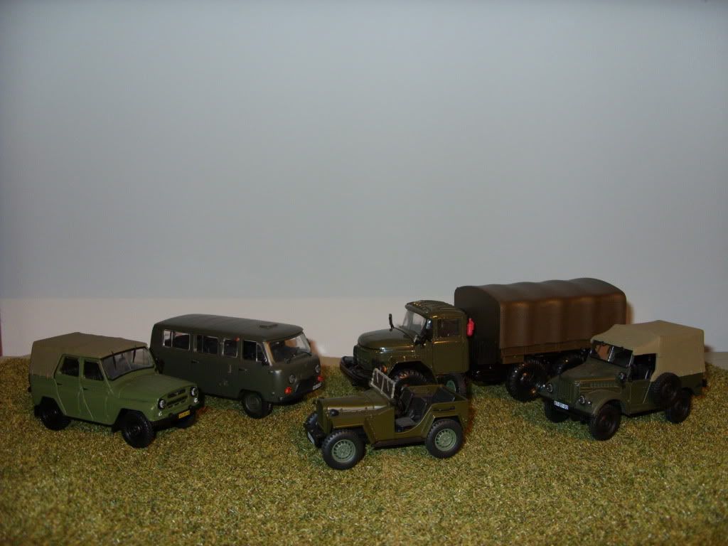 UAZ 469 UAZ 452 GAZ 67B