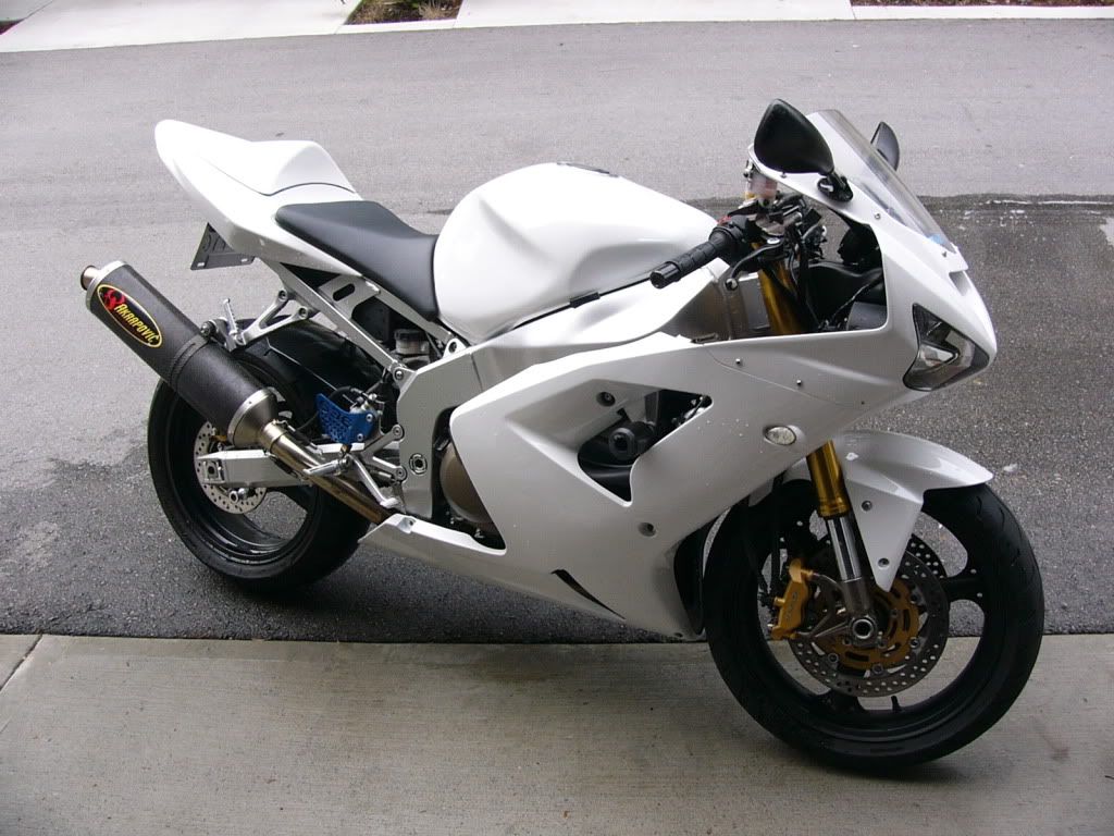 2004 Kawasaki ZX6R 636 Alpine White with mods $4500 OBO! must go